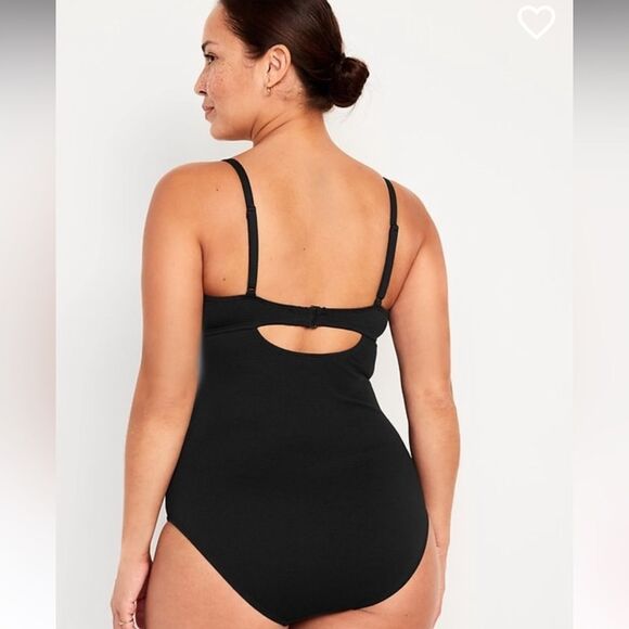 Old Navy Maternity Twist-Front Nursing Swimsuit Size M - Picture 3 of 11